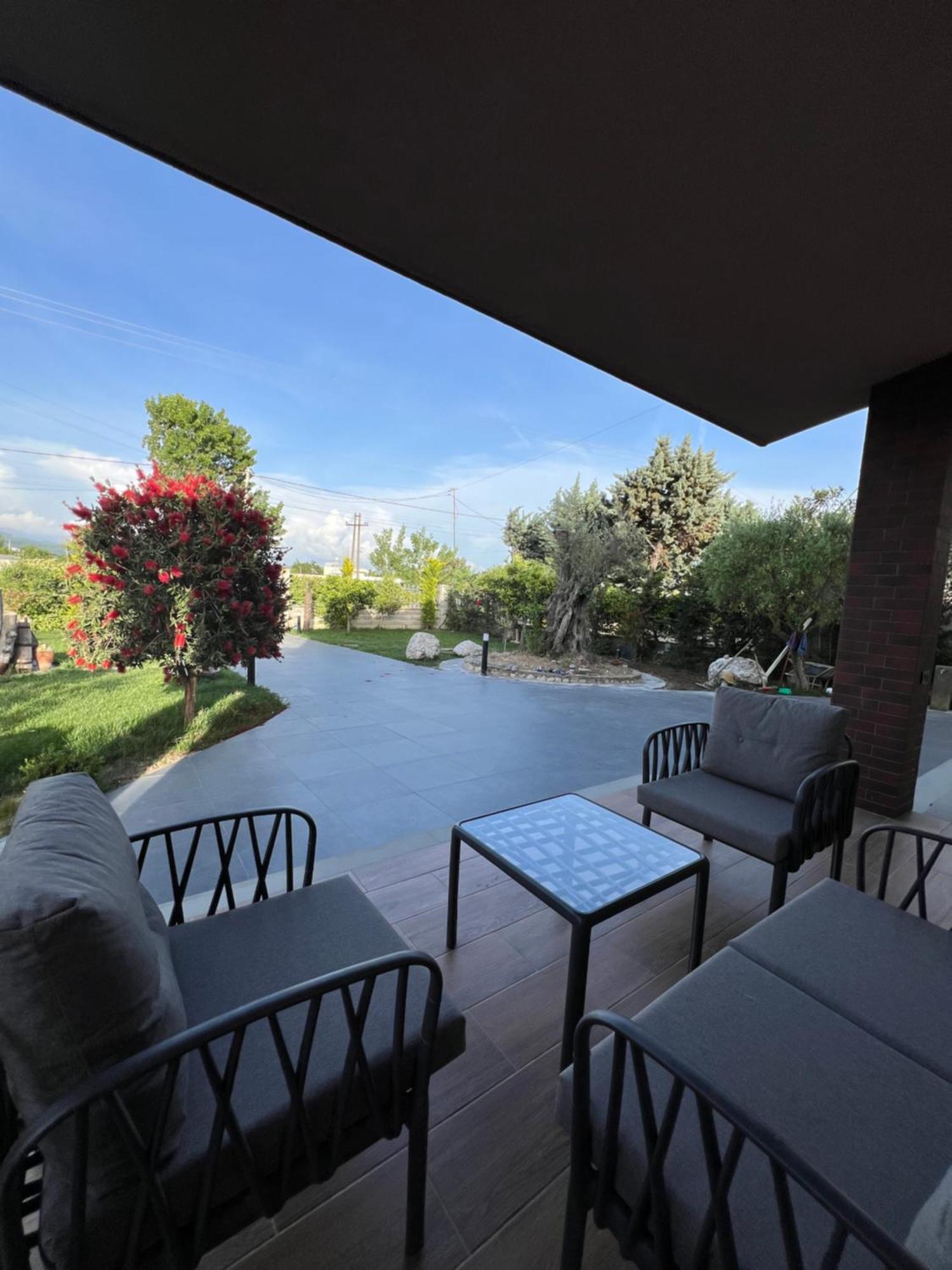 Villaer Sunnyside Durrës